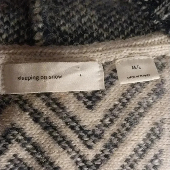 Sleeping on Snow Sleeveless Knit Open Front Drapey Cream Tan Blue Vest Cardigan - Picture 7 of 8